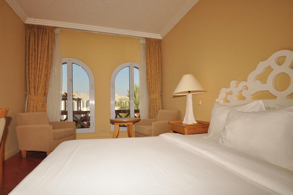 Jaz Sharm Dreams Hotel Екстериор снимка A guest room at the hotel