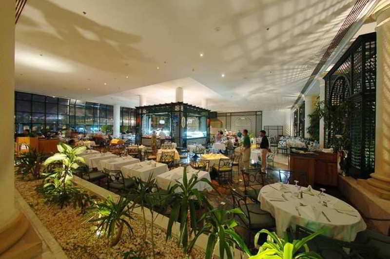 Jaz Sharm Dreams Hotel Ресторант снимка The restaurant